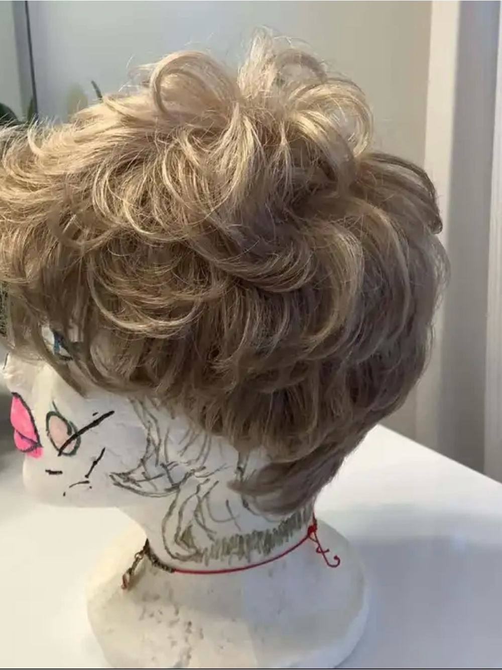 Real Human hair Women's Wig in Light Ash Blonde - Estetica